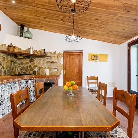 Yourhouse Es Canyar *